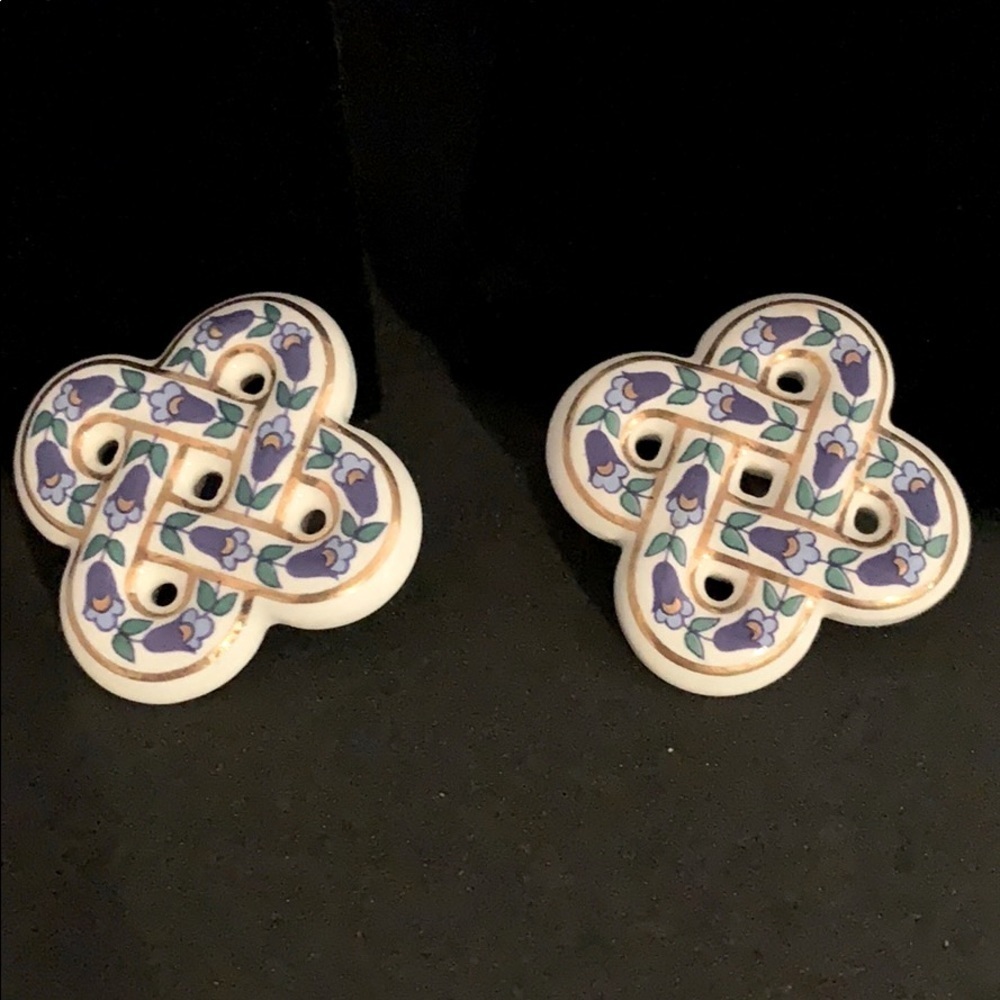 Vintage Painted Ceramic Double Open Rings Design